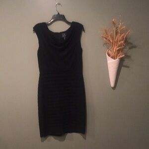 Adrianna Papell Black Ribbed Drape Neck Blouson Sleeveless Dress 6. EUC